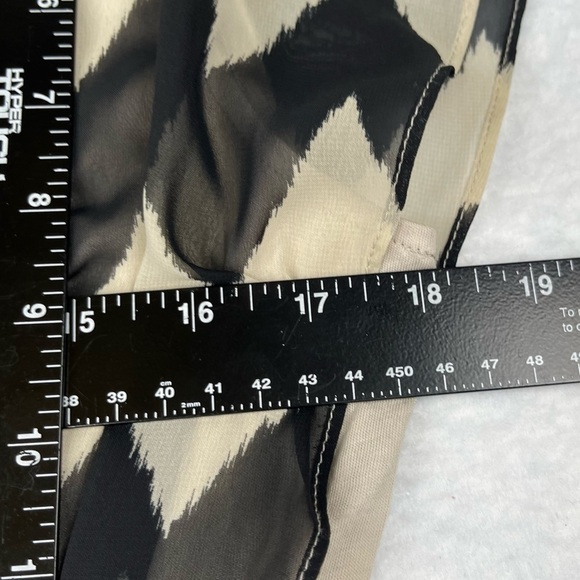 Gianni Bini Dress Womens Medium Black Cream Chevron Chiffon Adele Blissful Beach - Picture 5 of 11